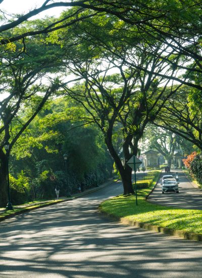 Jalan Utama Rancamaya Golf Estate